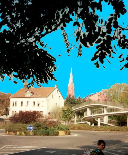 Ansicht_zur_Kirche.jpg (38758 Byte)