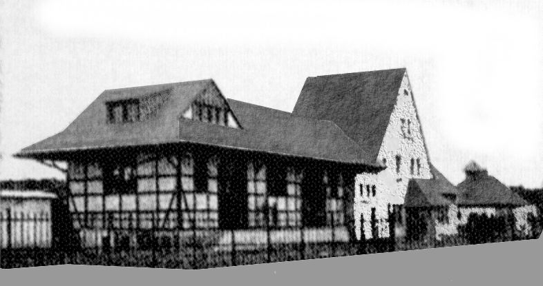 Bahnhof 1911Straßenseite.jpg (50791 Byte)