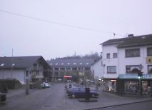 Marktplatz,Blich von der ev.Kirche2000..jpg (5374 Byte)