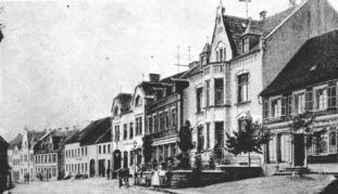 Trierer Str.1914vor katk.Kirche..jpg (14341 Byte)